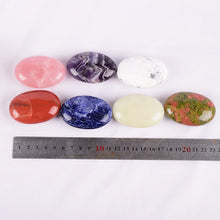 Load image into Gallery viewer, 7pcs 6x4cm Oval Natural Crystal Palm Stone