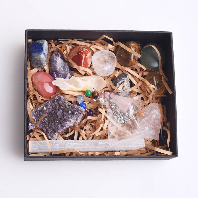 Crystal and Chakra Healer - 14 piece Crystal Boxed Set